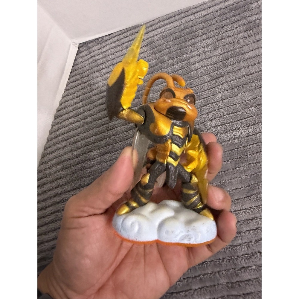 Skylanders Giants Swarm Figure Loose